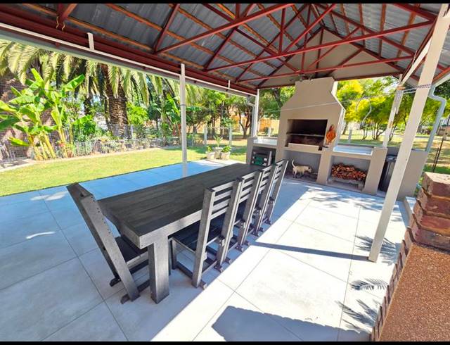 4 BEDROOM HOUSE FOR SALE IN MISTY BAY